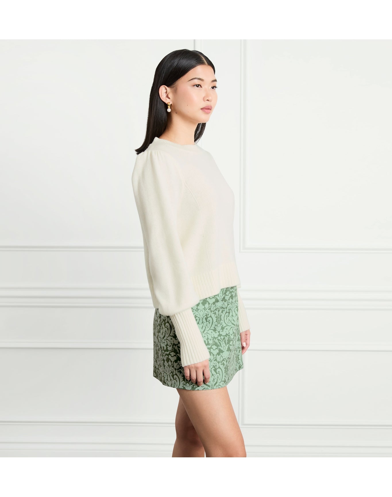 Women | The Cropped Sylvie Sweater | Cream Merino Wool