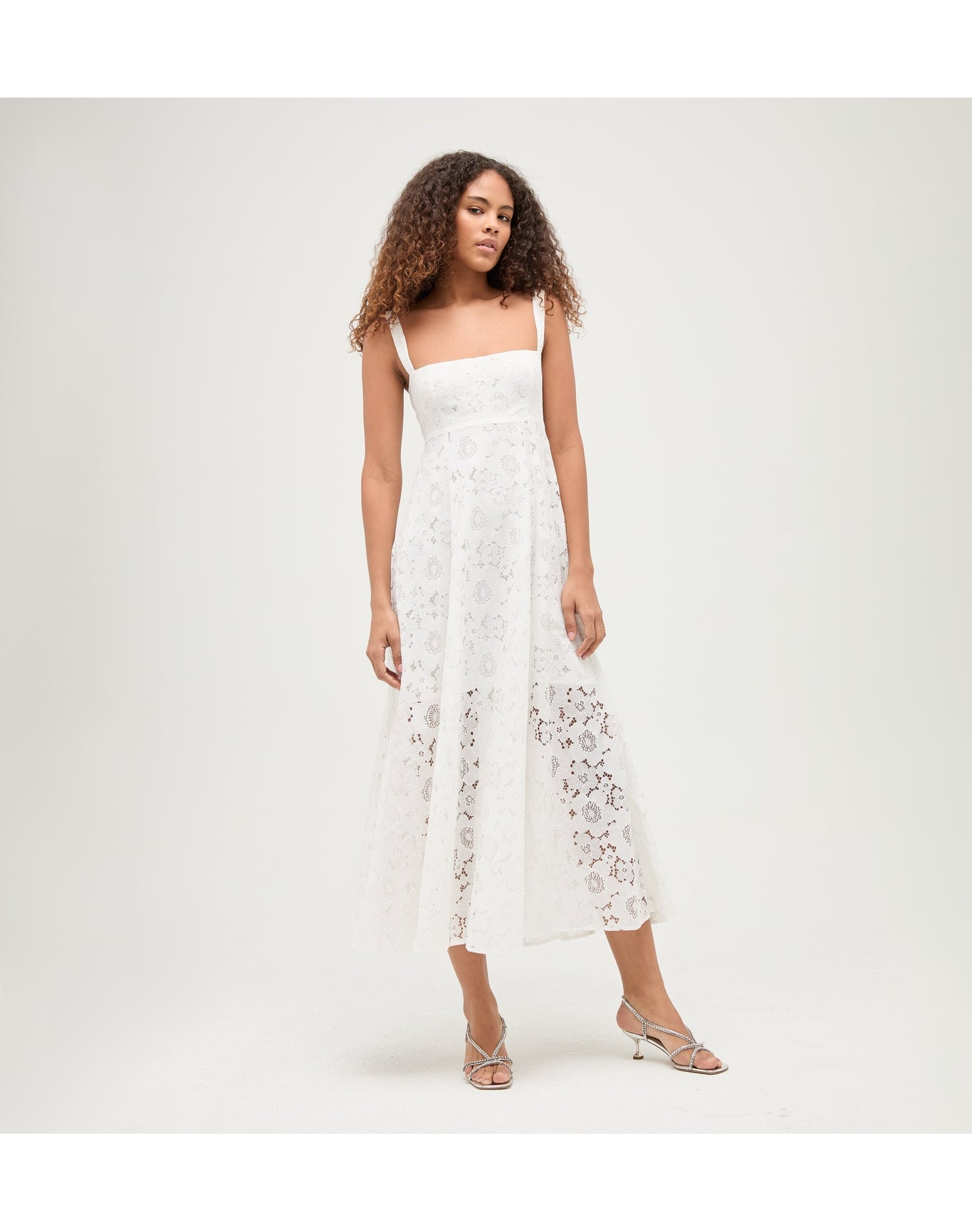 Women | The Lace Rowena Dress | White Floral Lace