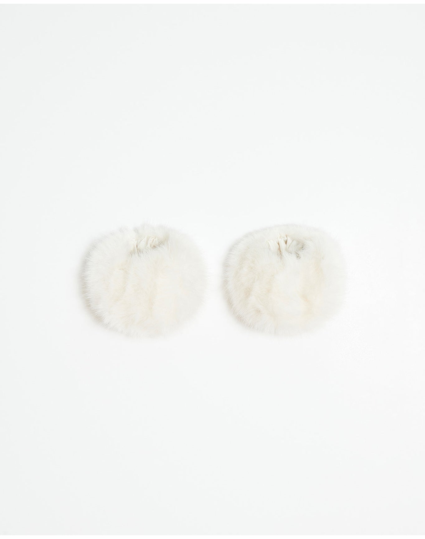 Val Faux Fur Cuffs | Blanc