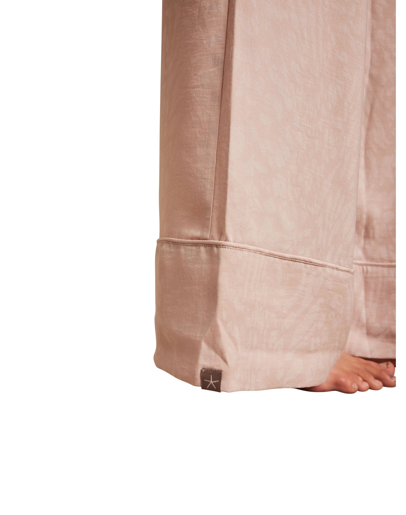 Women | Washed Satin Jacquard Cropped Shirt | Feather