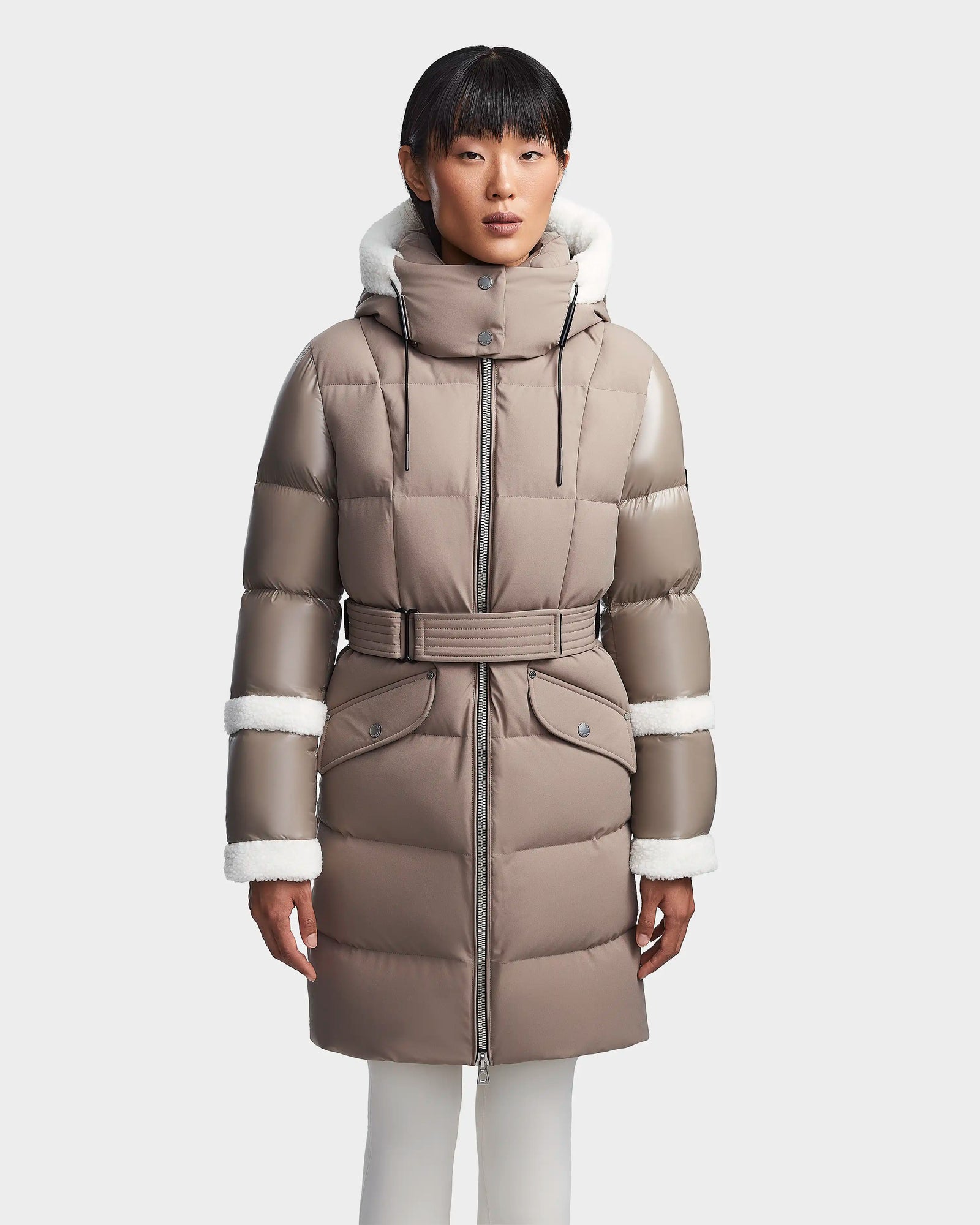 Women | AUDREY L Down Puffer | Cement