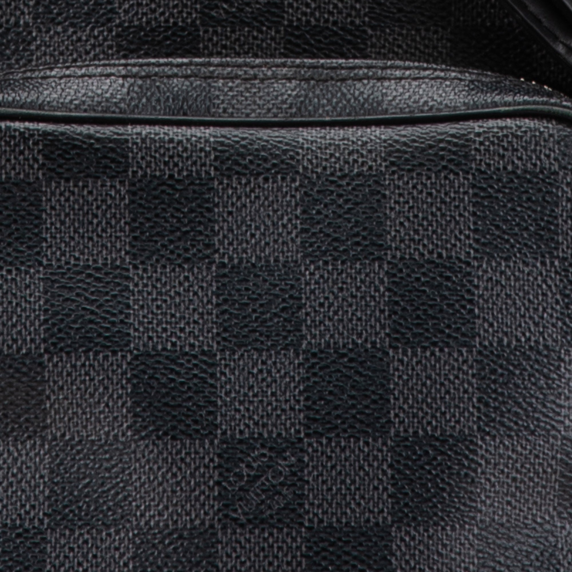 Louis Vuitton | Pre-Owned Damier Graphite Rem | Black