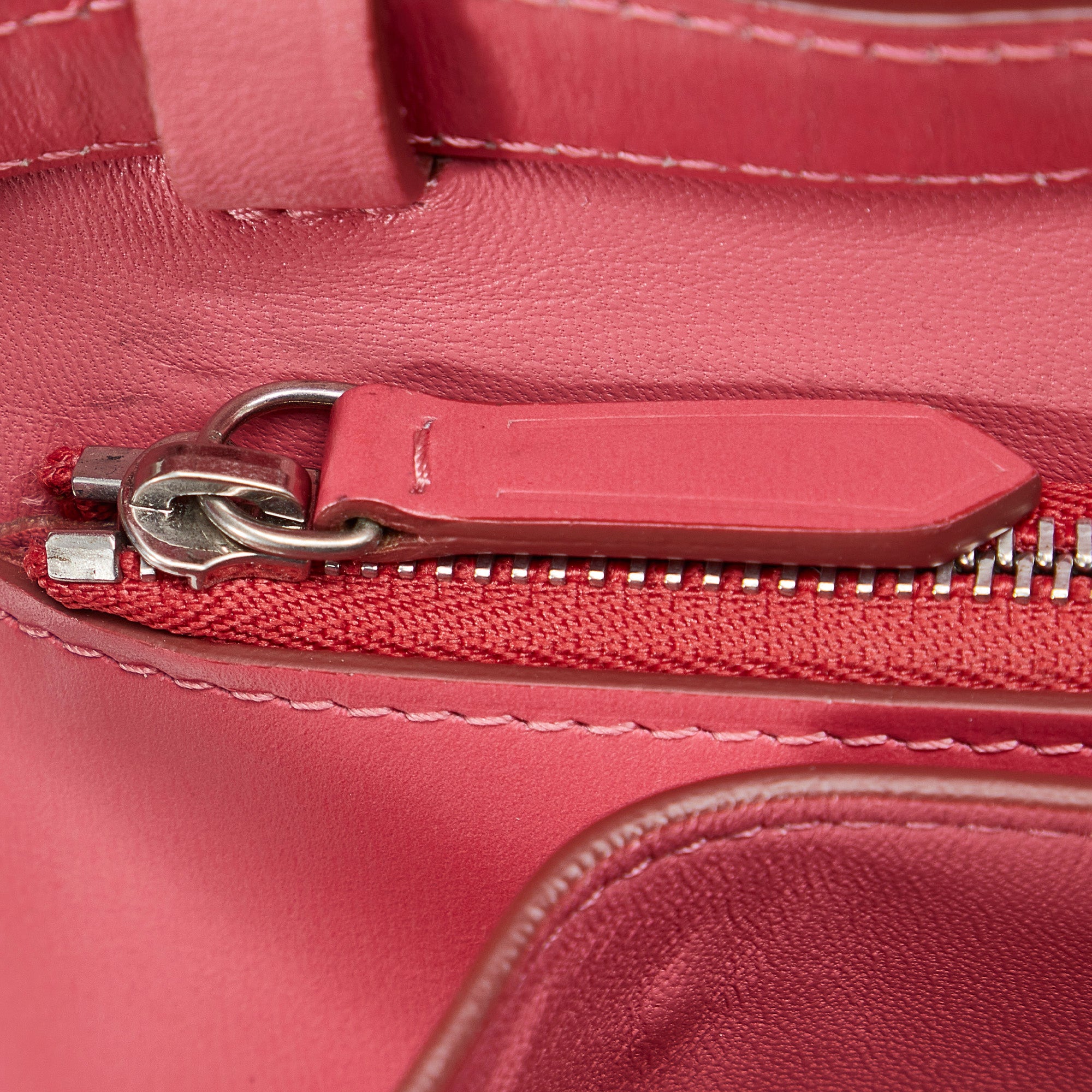 Celine | Pre-Owned Medium Calfskin Classic Box | Pink/Blush