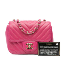 Chanel | Pre-Owned Mini Square Classic Chevron Lambskin Single Flap | Pink