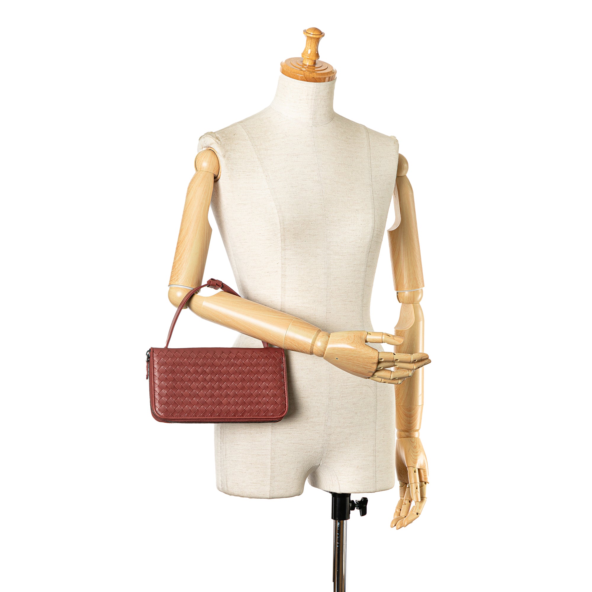 Bottega Veneta | Pre-Owned Intrecciato Zip Around Long Wallet | Red