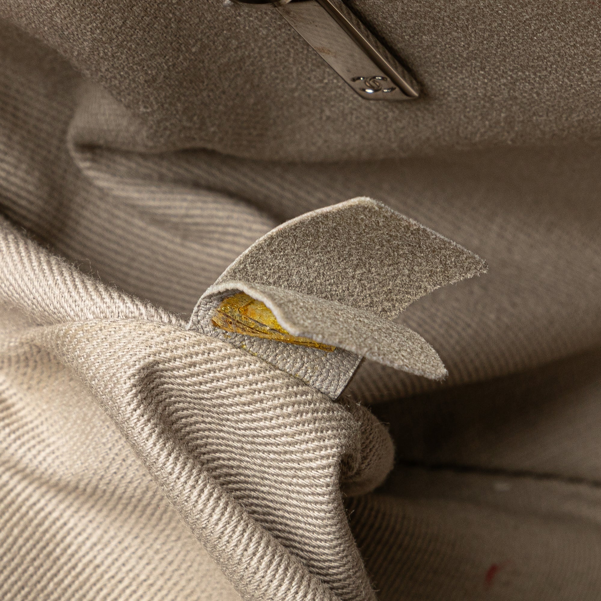 Chanel | Pre-Owned Jumbo Caviar Easy Flap Bag | Red