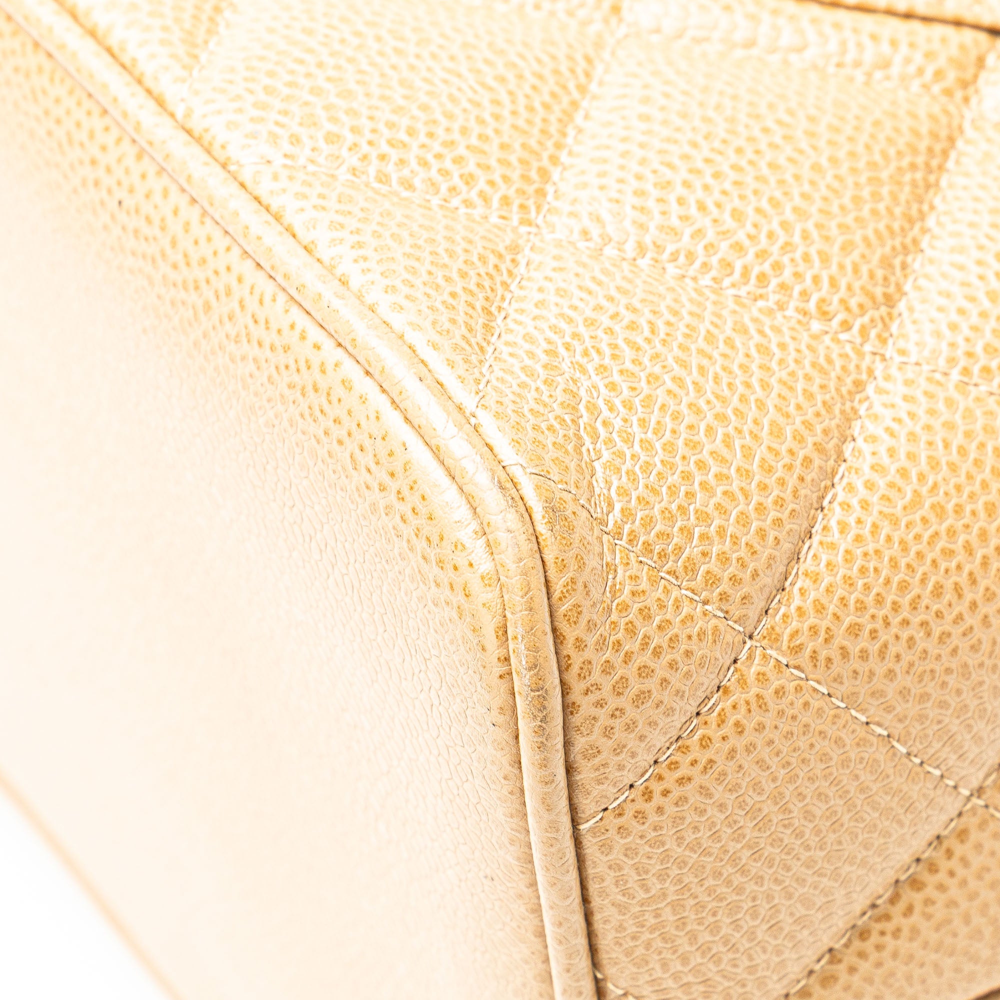 Chanel | Pre-Owned Caviar Medallion Tote - I | Brown/Beige