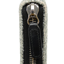 Chanel | Pre-Owned Tweed Deauville Continental Wallet | Gray