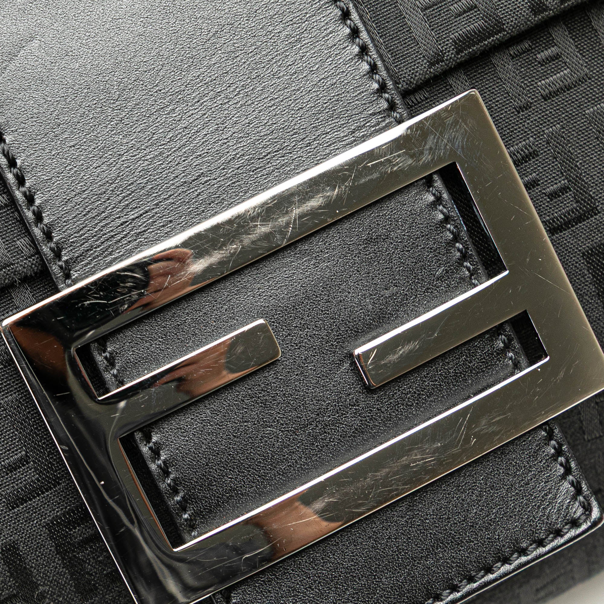 Fendi | Pre-Owned Zucchino Canvas Crossbody - VI | Black