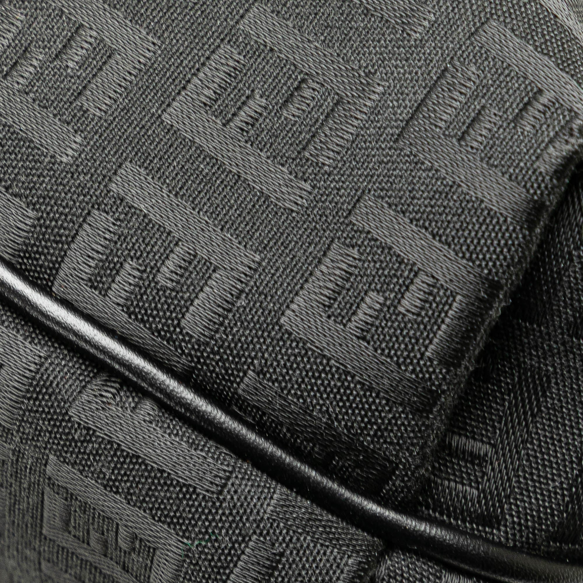 Fendi | Pre-Owned Zucchino Canvas Crossbody - VI | Black