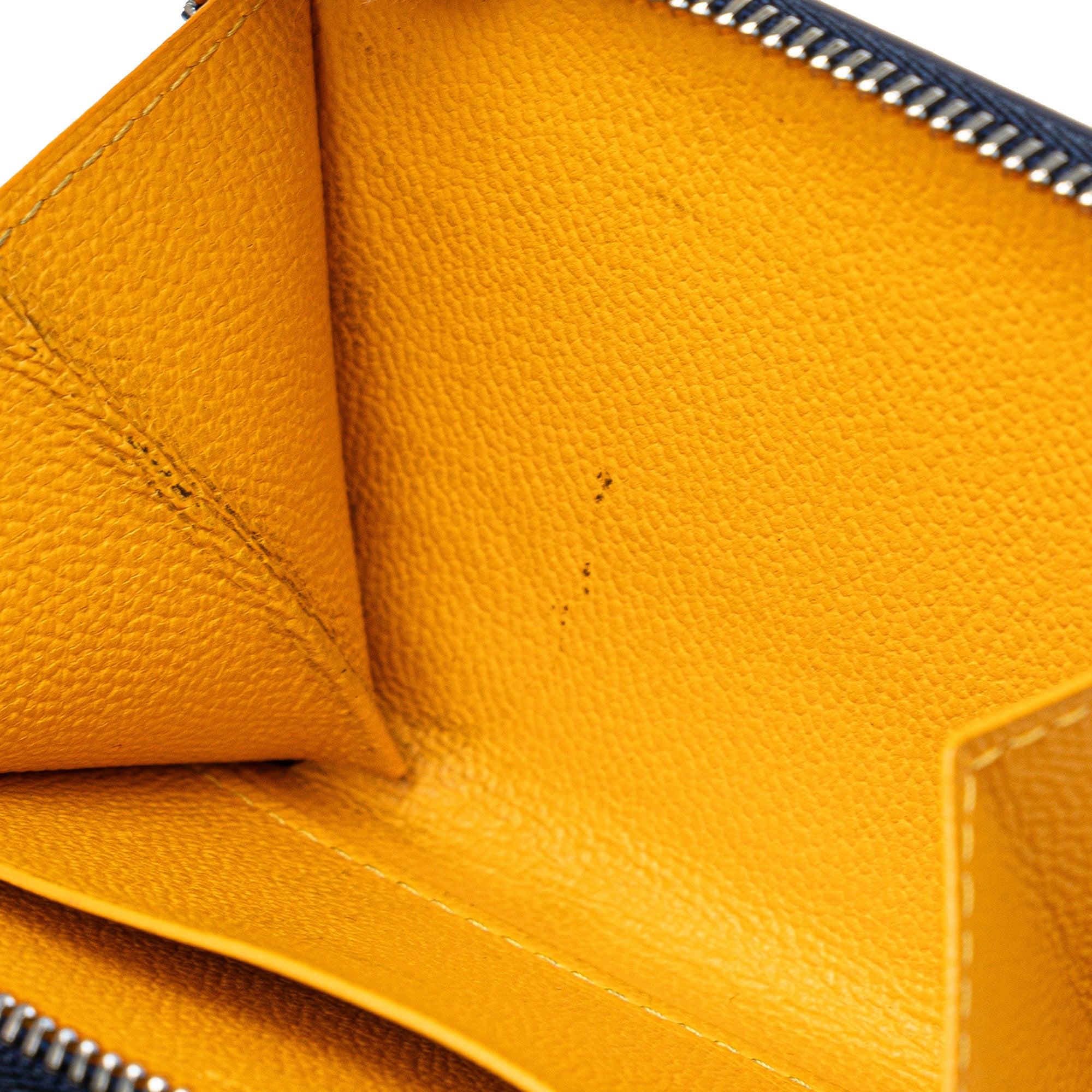 Goyard | Pre-Owned Goyardine Matignon PM | Black