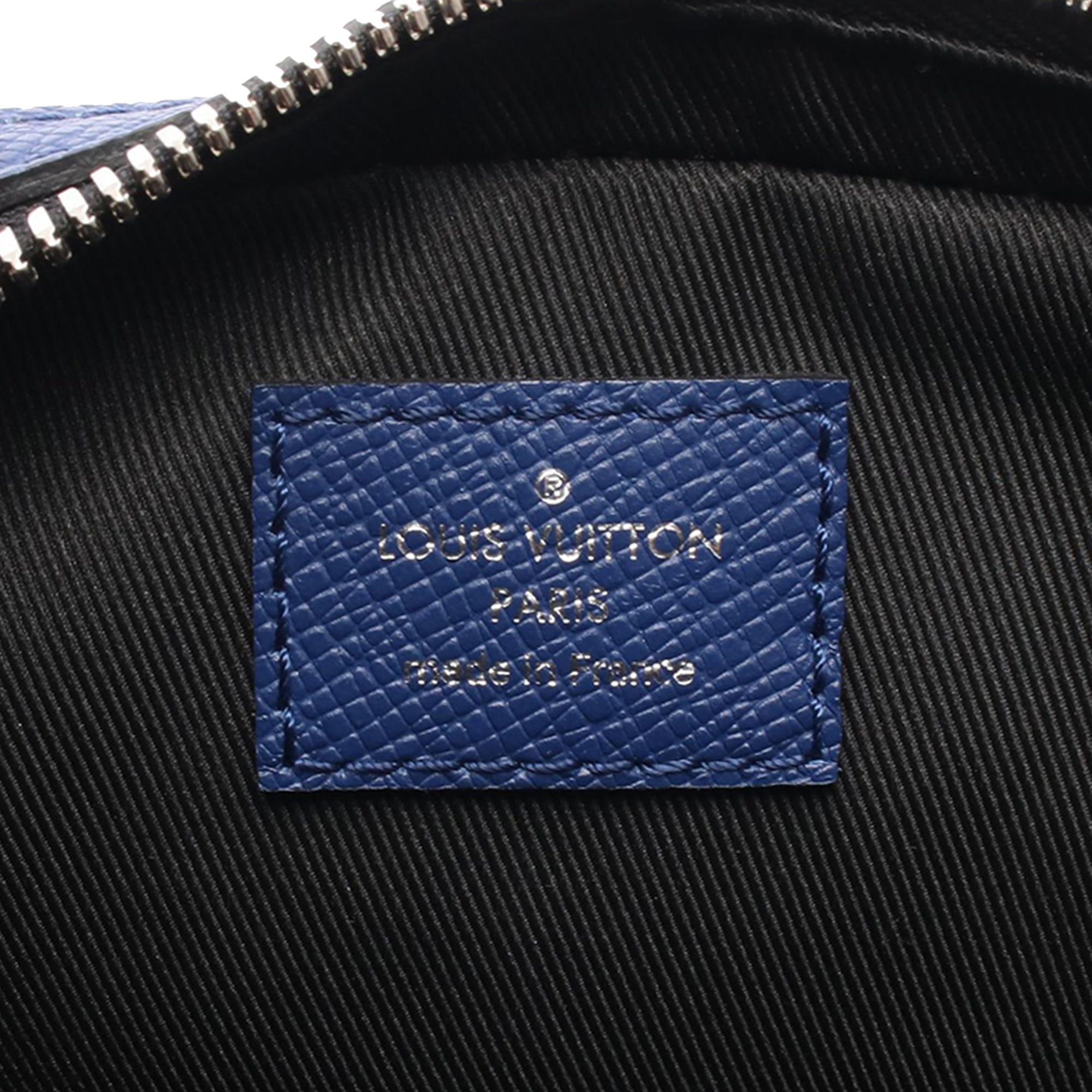 Louis Vuitton | Pre-Owned Monogram Taigarama Trio Messenger | Blue