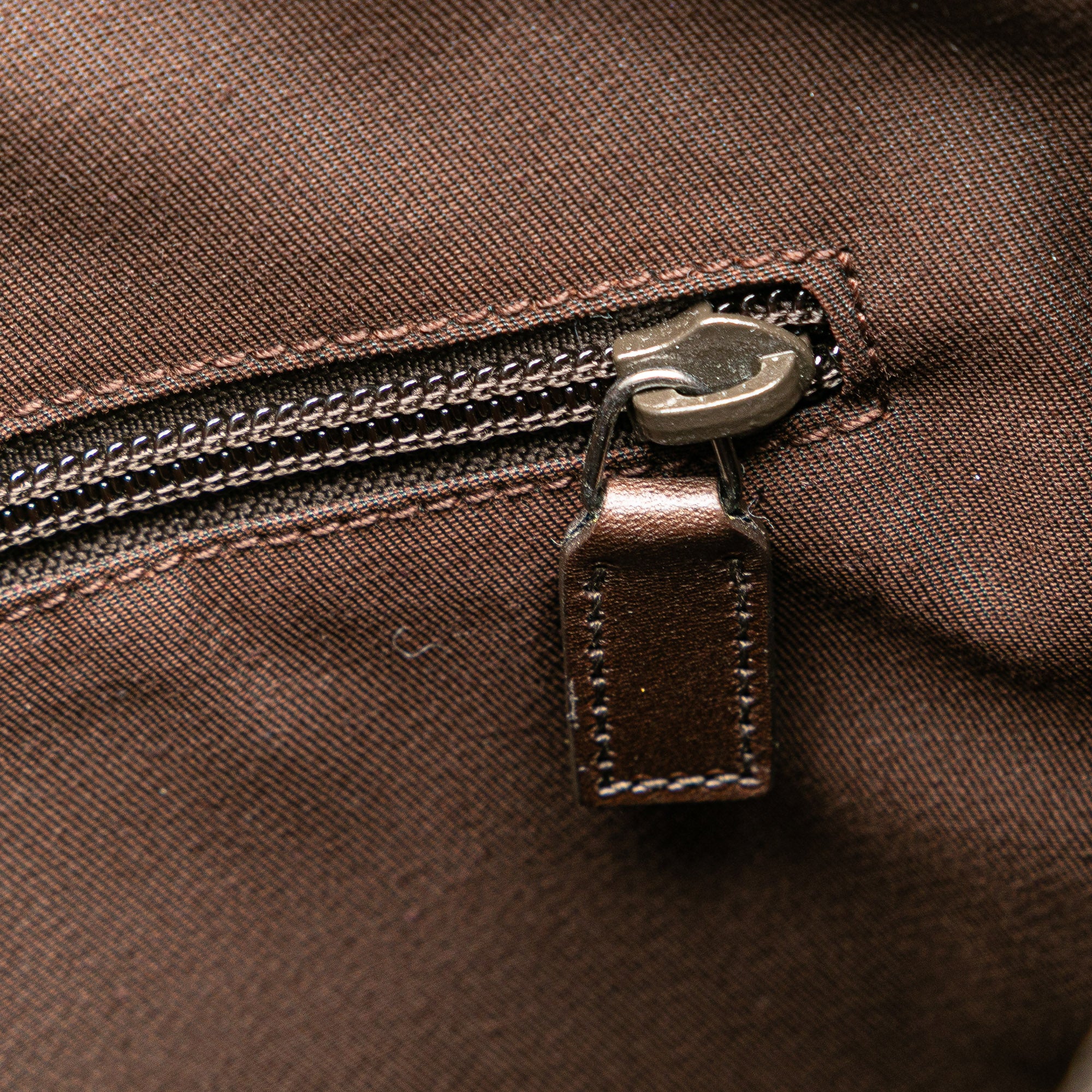 Gucci | Pre-Owned GG Canvas Crossbody - I | Beige