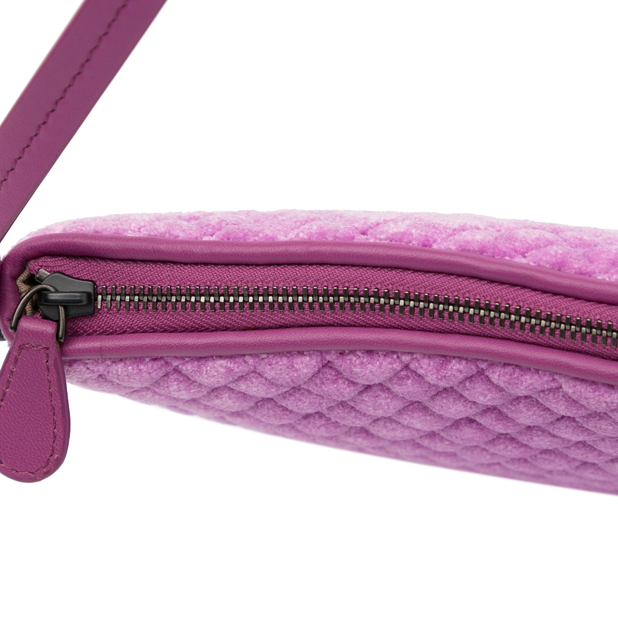 Bottega Veneta | Pre-Owned Intrecciato Butterfly Pochette Velvet Shoulder Bag | Purple