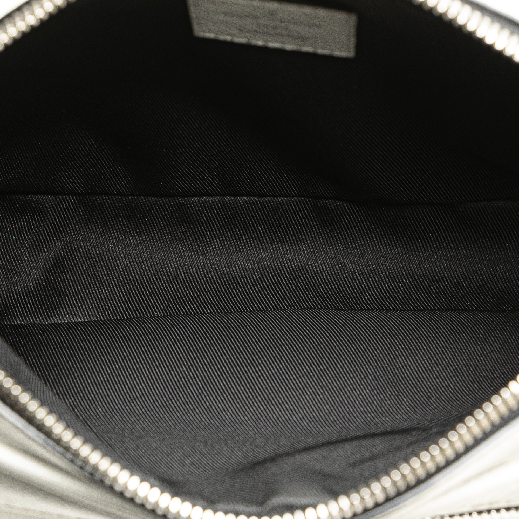 Louis Vuitton | Pre-Owned Monogram Taigarama Outdoor Bumbag | White