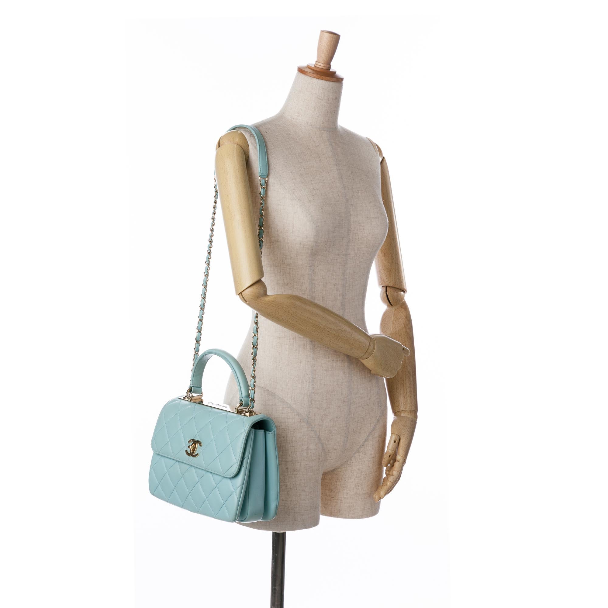 Chanel | Pre-Owned Small Quilted Lambskin Trendy CC Flap | Blue/Light Blue