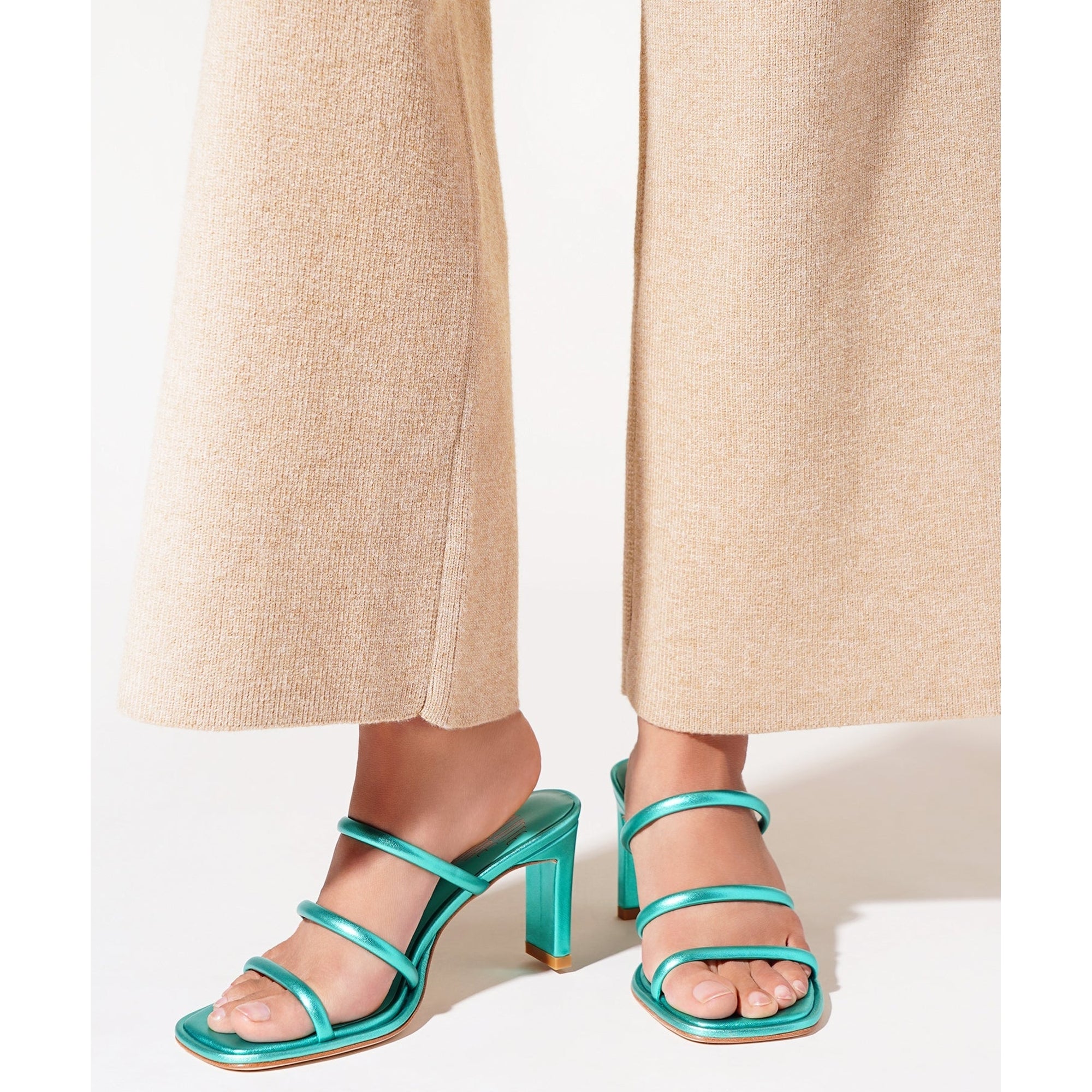 Zuma Strappy Low Heel Sandal | Teal