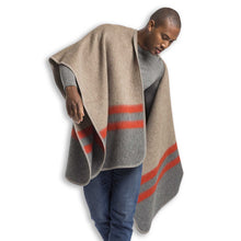 Unisex | Aspen Cape | Taupe / Dark Grey / Paprika