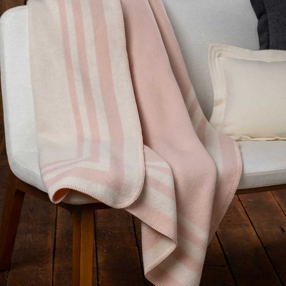 Montauk Throw | Pink Powder/Ivory