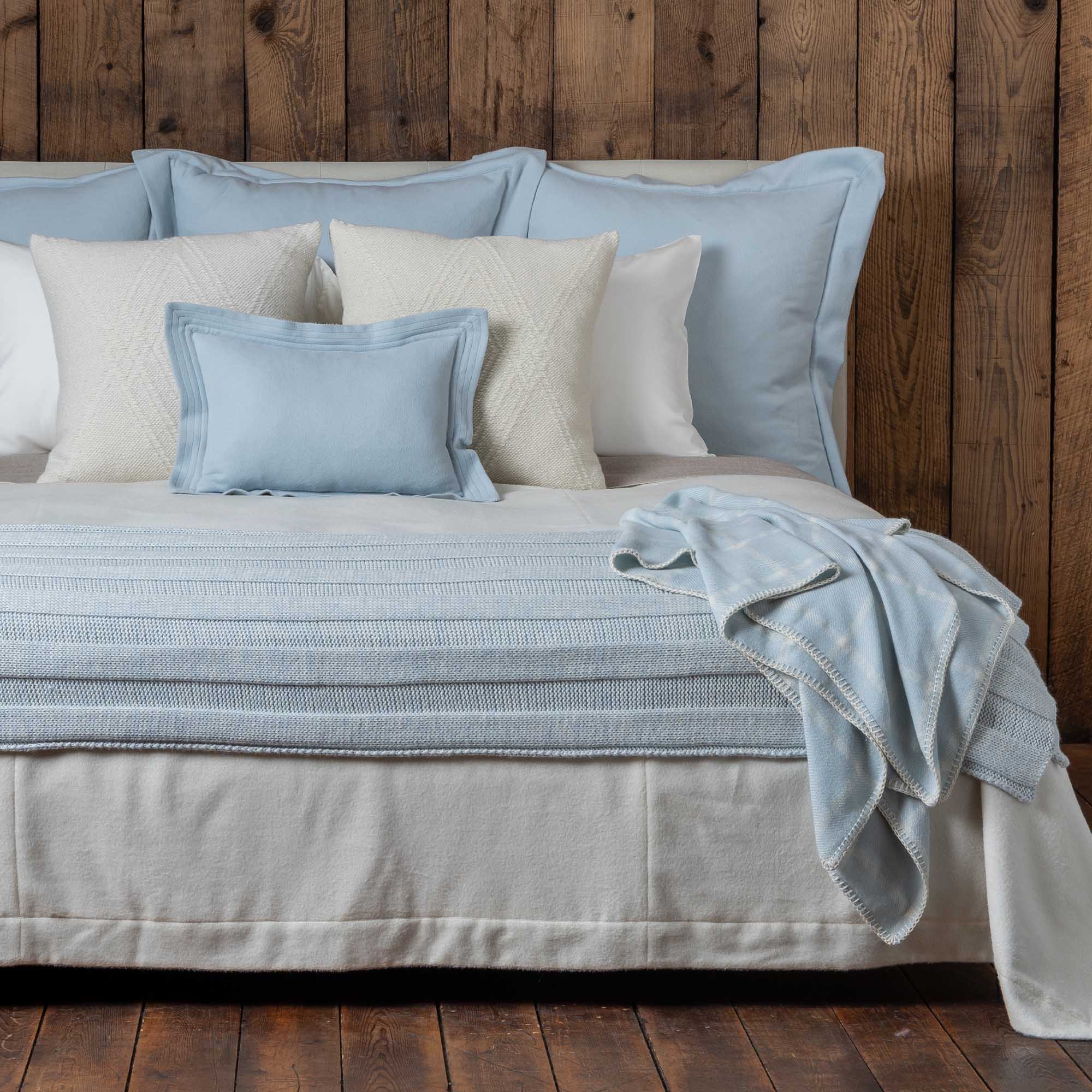 Hudson Bed Blanket | Aqua/Ivory