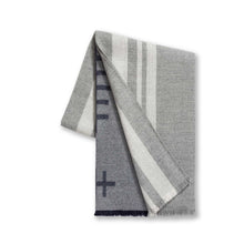 Mazing Throw | Light Grey