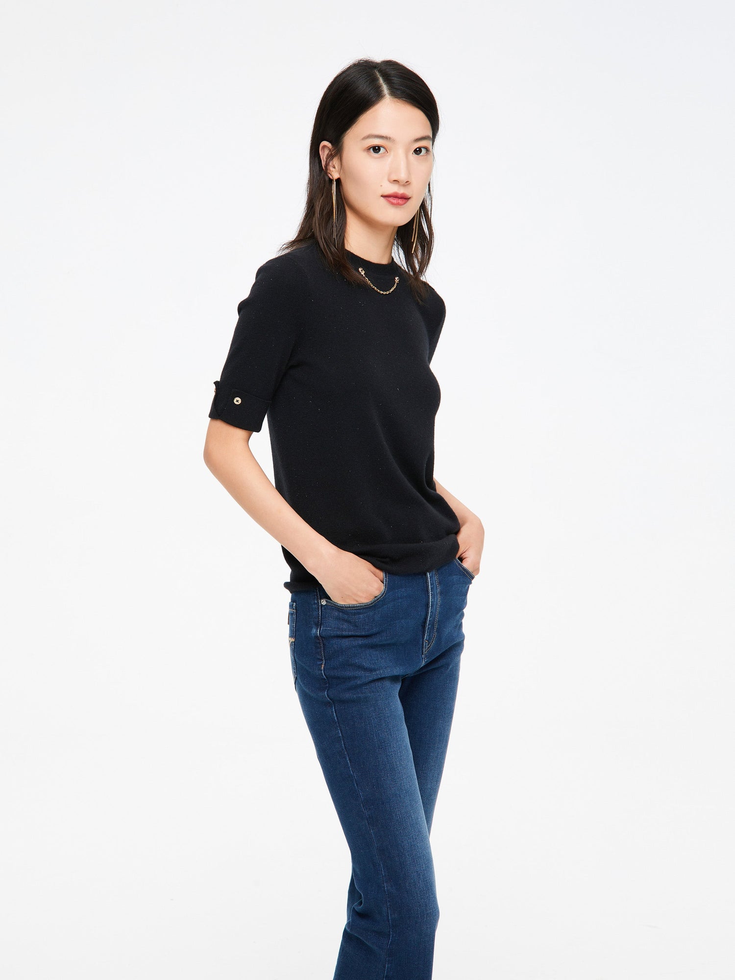 Necklace Knit Top | Black