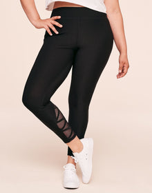 Adore Me Kynlee Legging in color Jet Black and shape legging