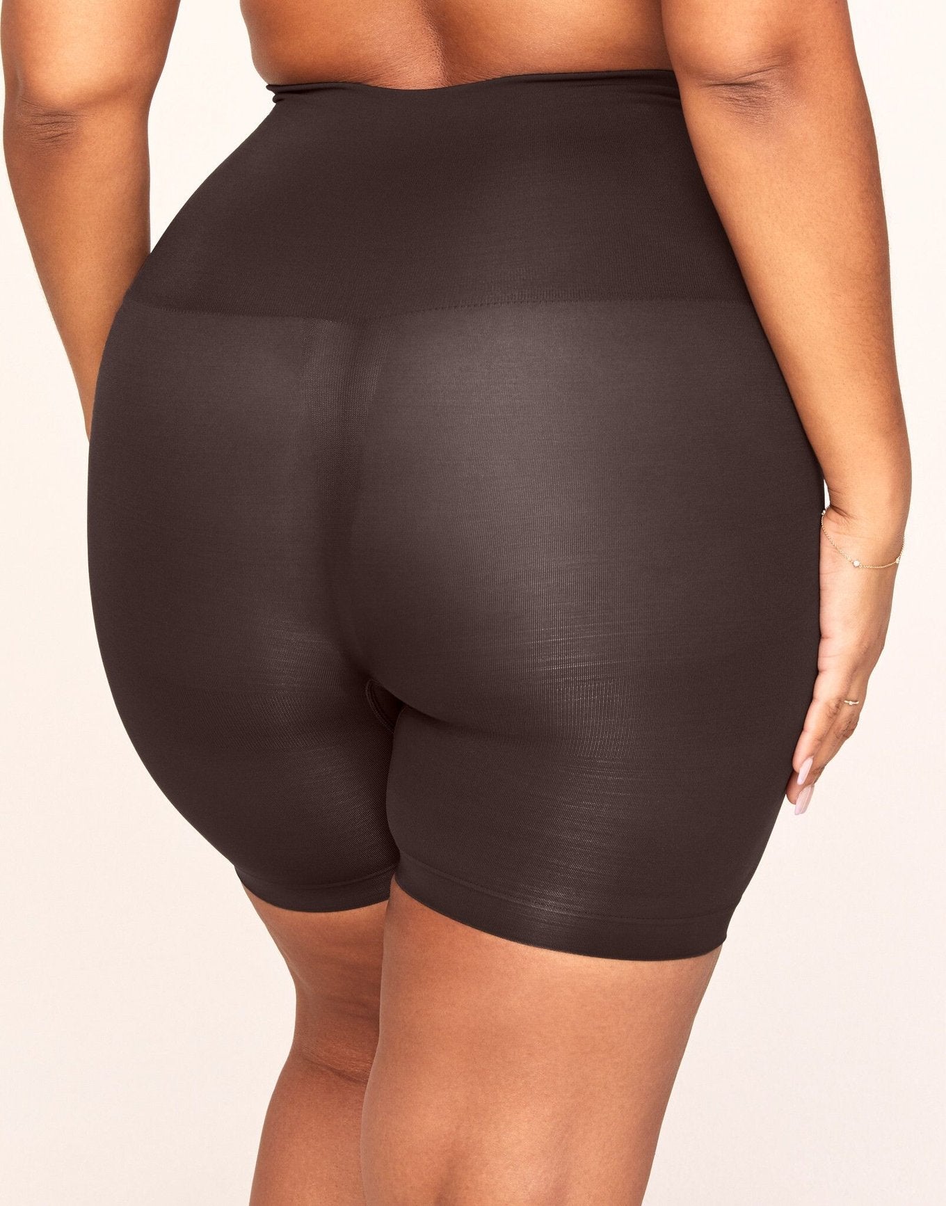 Adore Me Shaine Smoothing Shapewear High-Waist Smoothing Short in color Bean and shape legging
