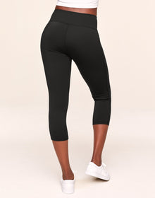 Adore Me Joceline Recycled Crop Legging in color Noir and shape legging