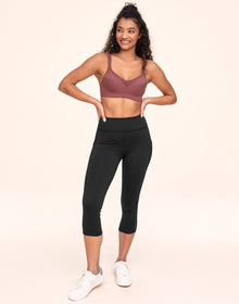 Adore Me Ava Cozy Crop Cozy Active Legging with Pockets & Mesh Details in color Noir and shape legging