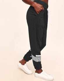 Adore Me Edyn Heather Active Jogger with Pockets in color Noir Dark Heather and shape jogger
