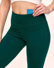 Adore Me Cali Legging Everyday Activewear Legging in color Forever Green and shape legging