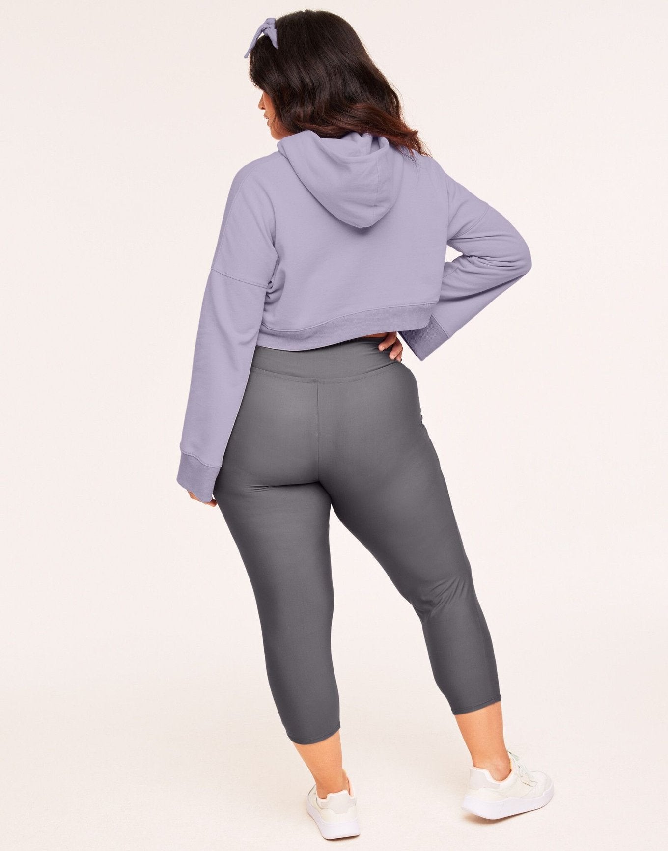 Adore Me Danni Legging in color Excalibur and shape legging