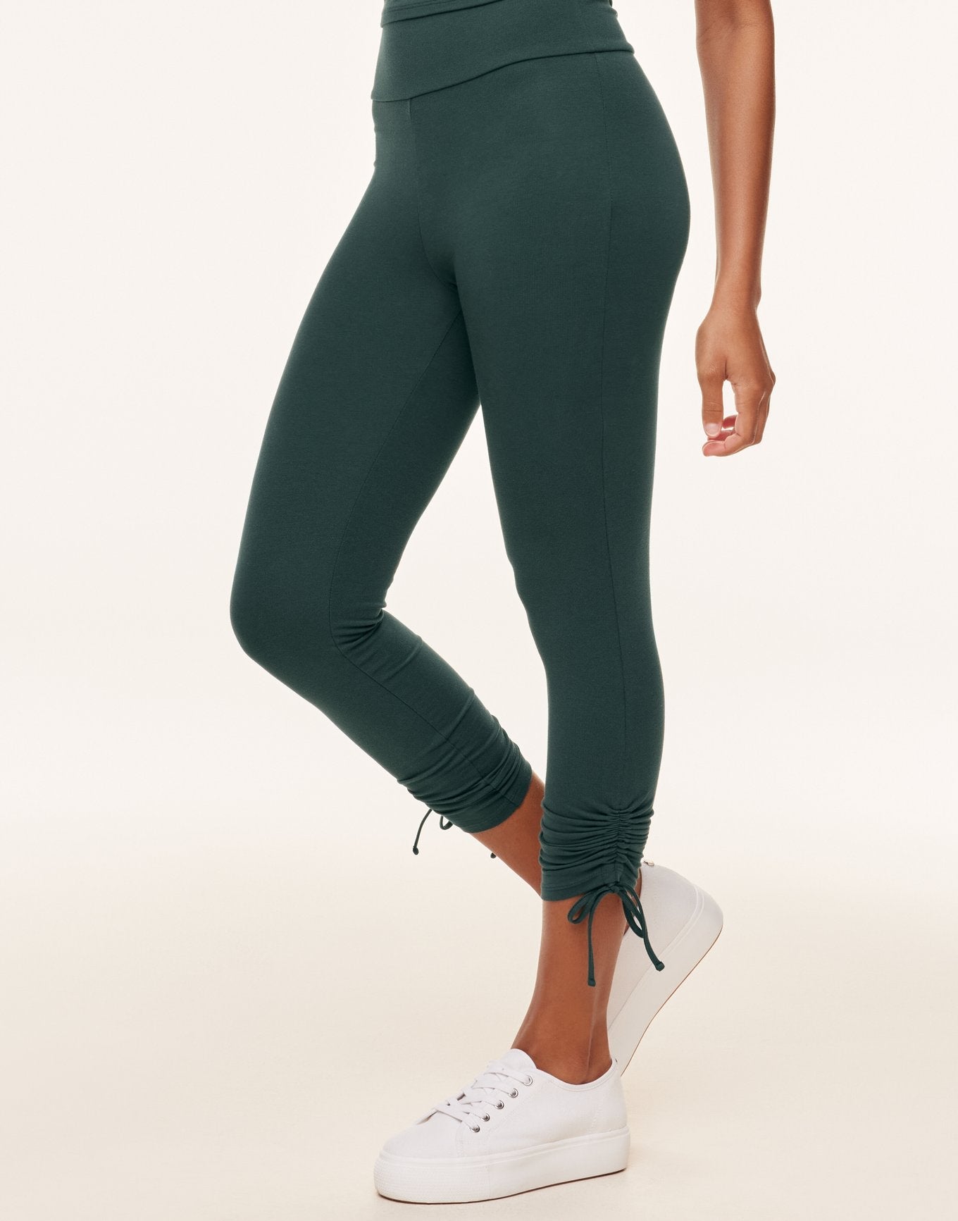 Adore Me Daisy Legging in color Green Gables and shape pj