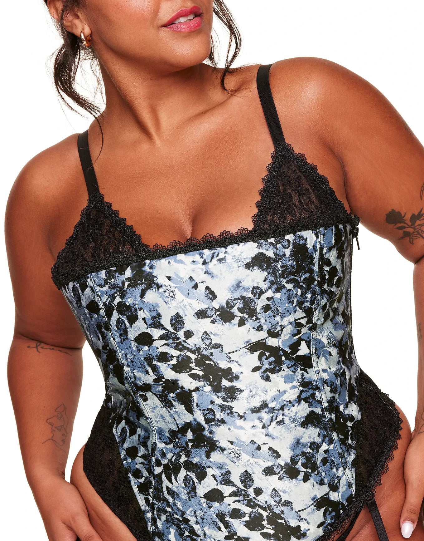 Adore Me Zoie Corset & G-String Set in color Gothic Love Letter C01 and shape corset