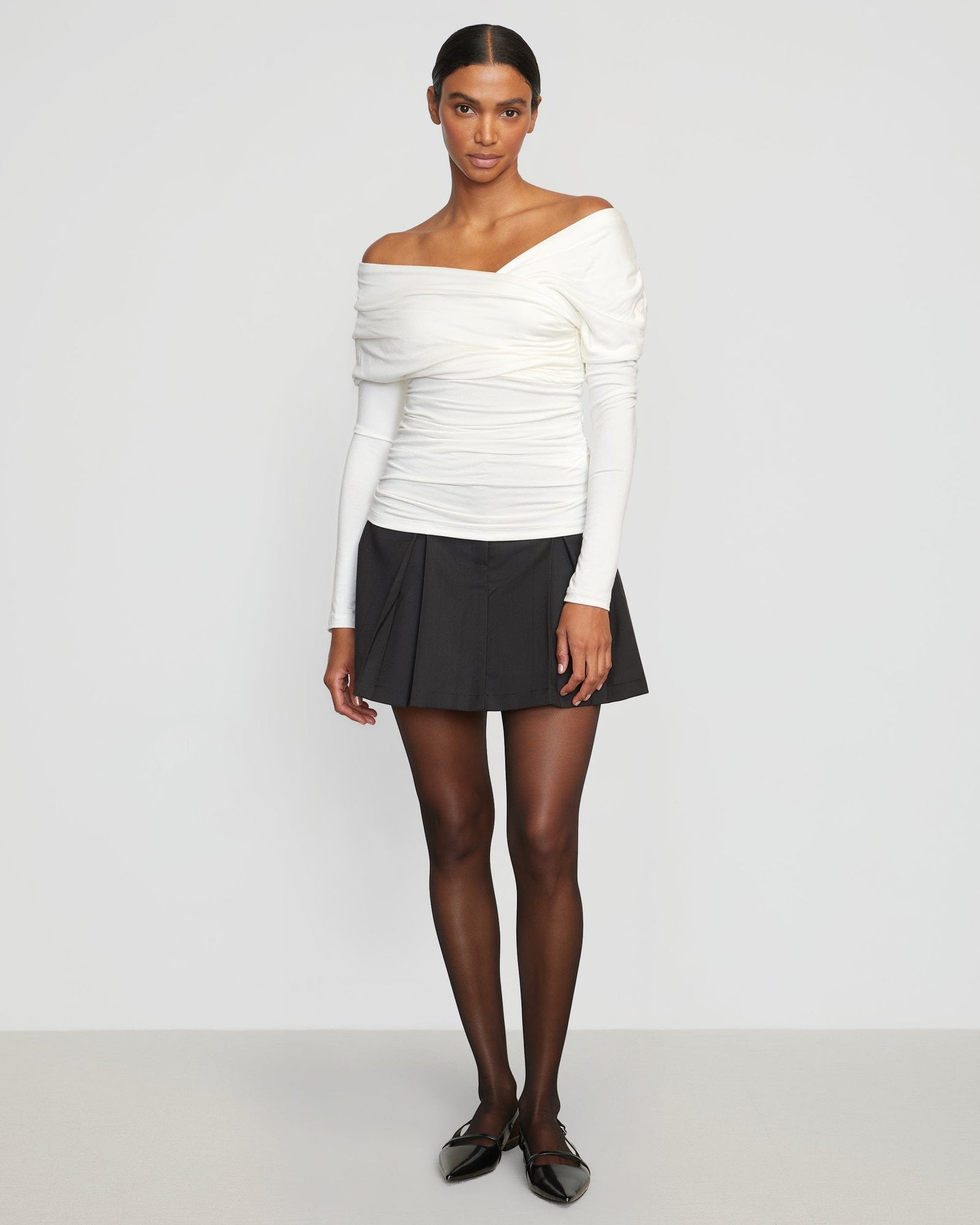Annett Tailored Pleated Mini Skirt | Black