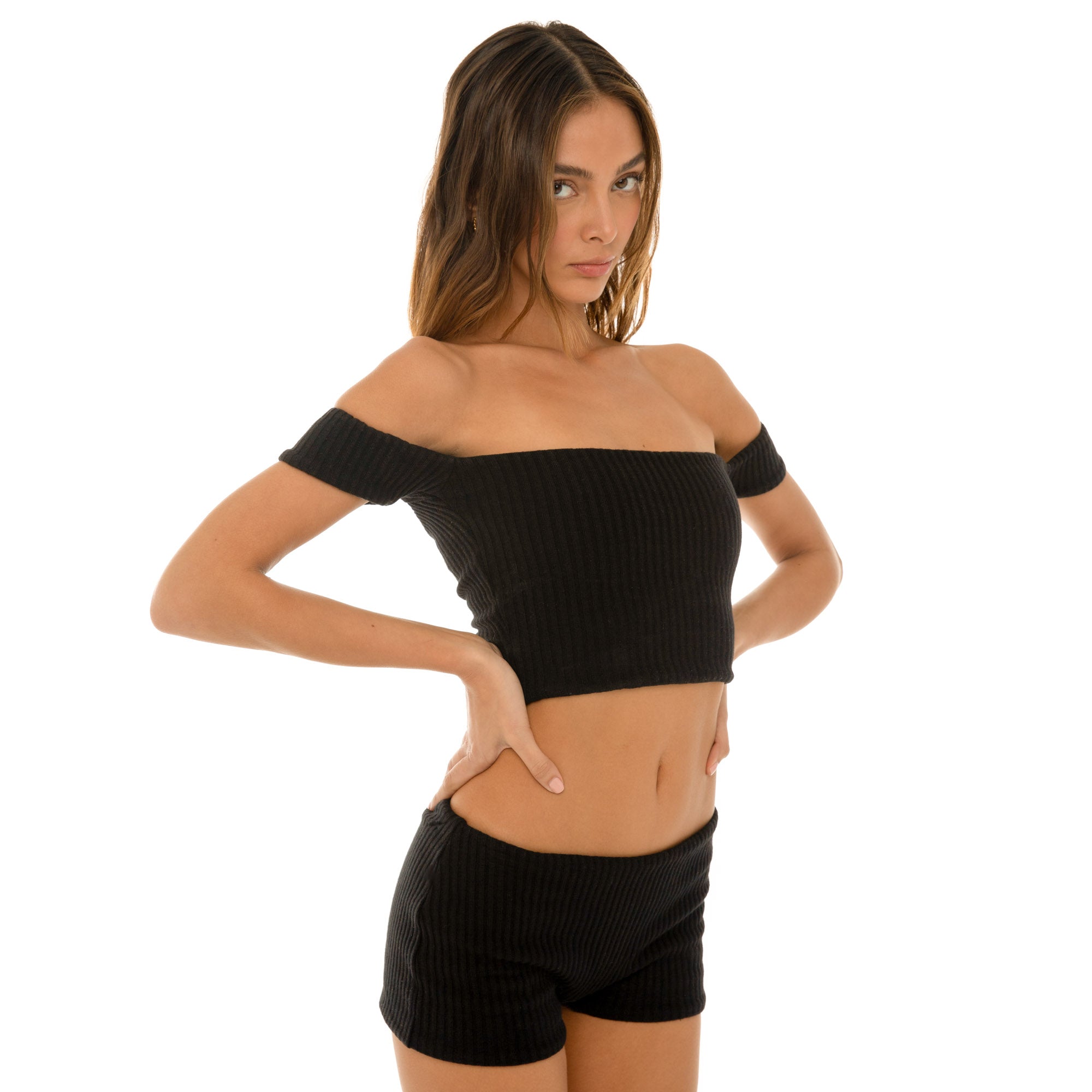 Are You Am I - Minka Short **black