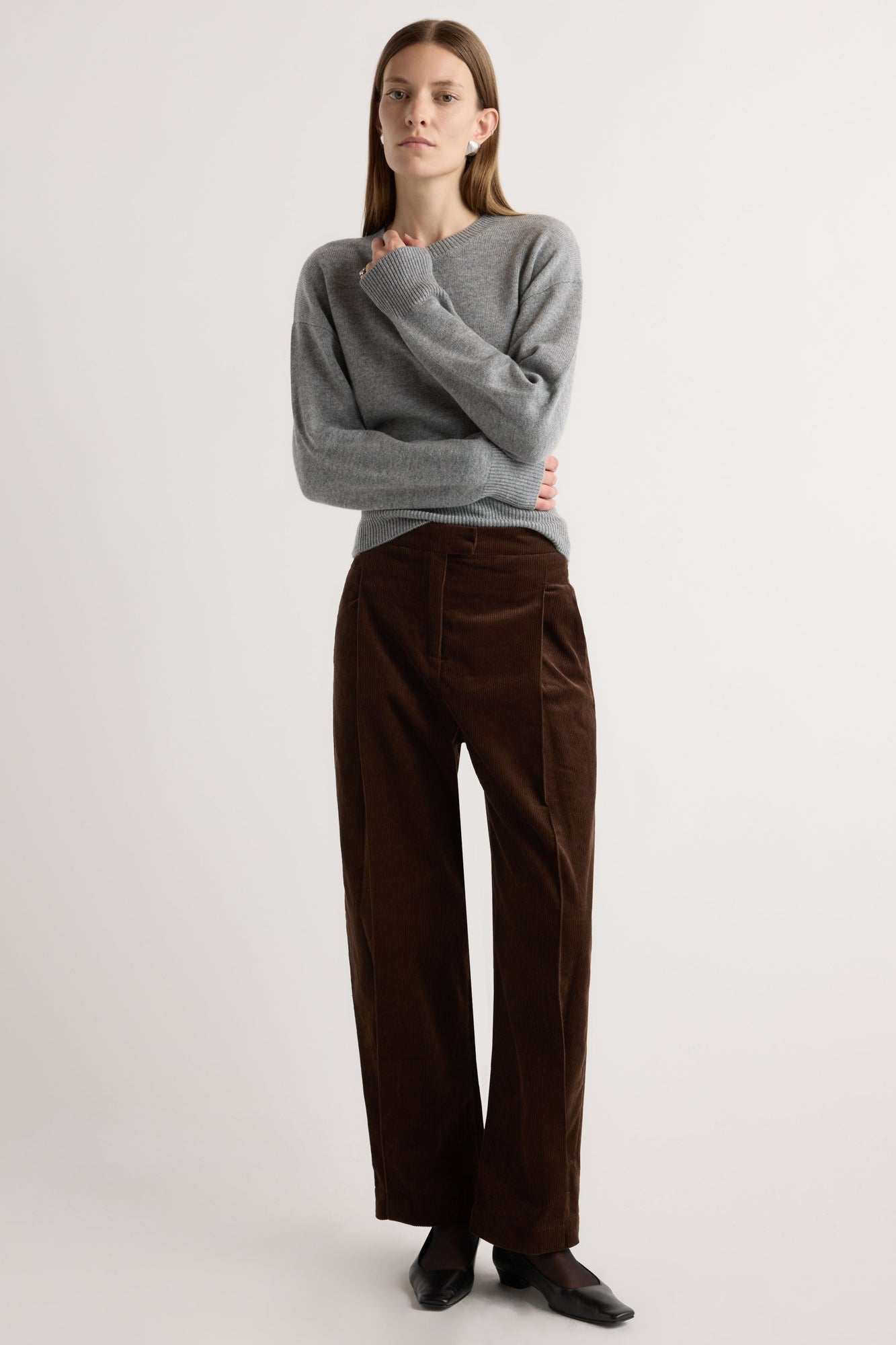 Austino Corduroy Barrel-Leg Pant | Chocolate