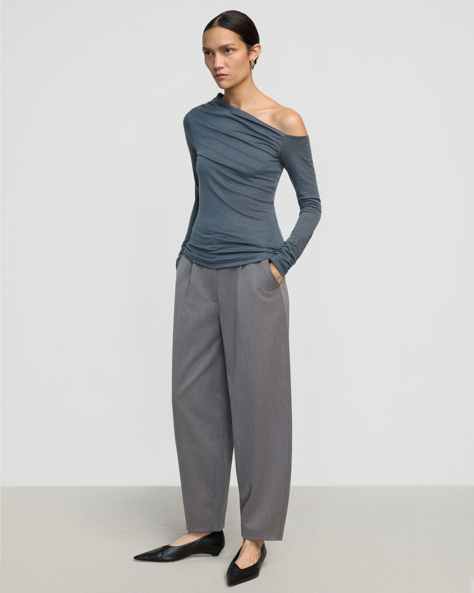 Ayra Tencel-Wool Off-Shoulder Tee | Stratus