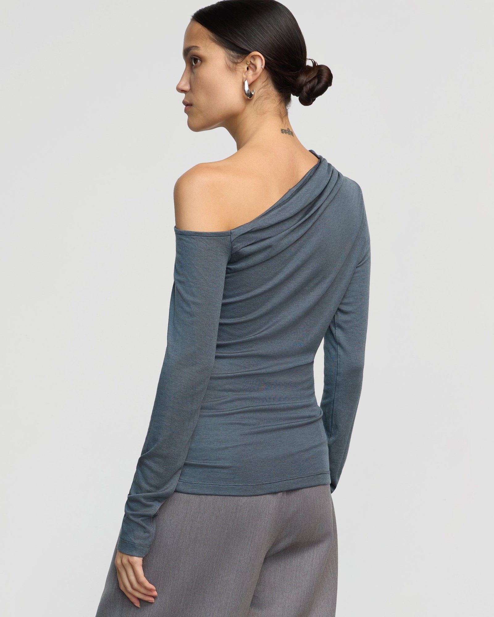 Ayra Tencel-Wool Off-Shoulder Tee | Stratus