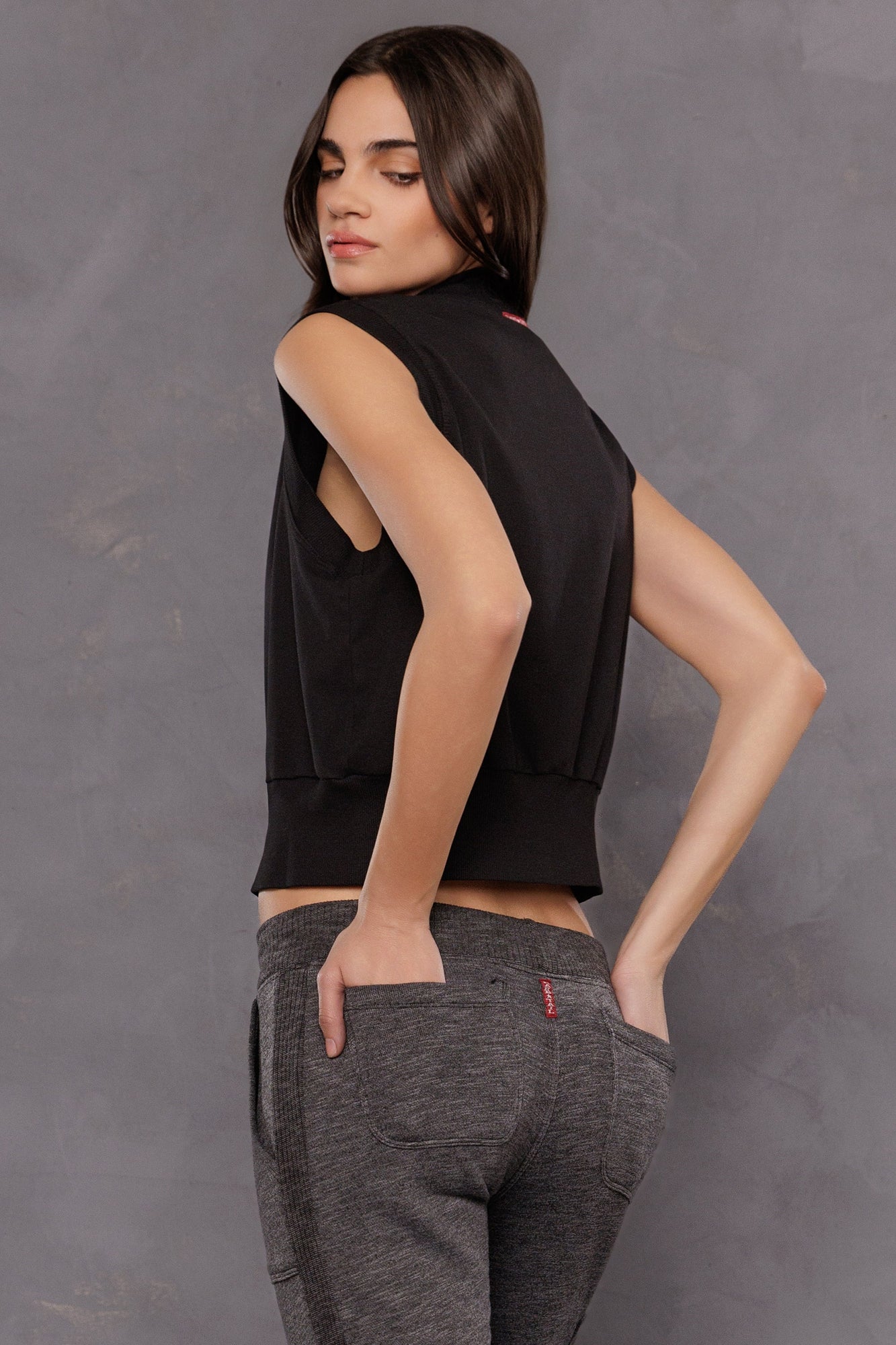 Women | Everyday Zip-Up Vest | Black