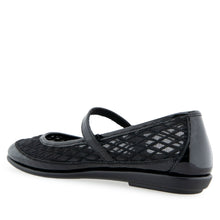 Baylee Casual Flat | Black Mesh Fabric