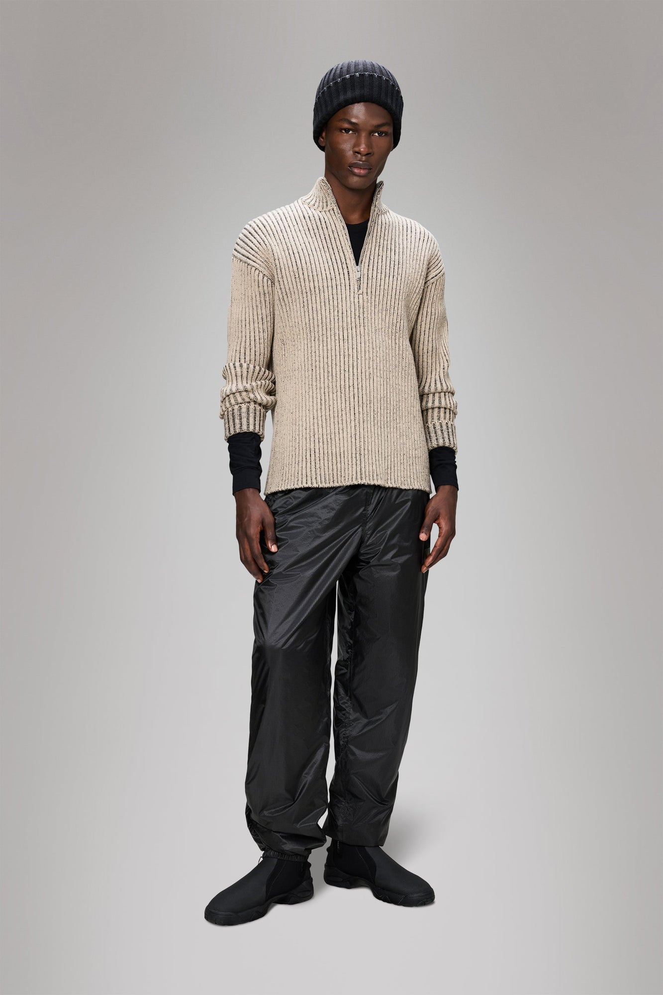 Unisex | Sapa Half Zip Knit | Beige/Black