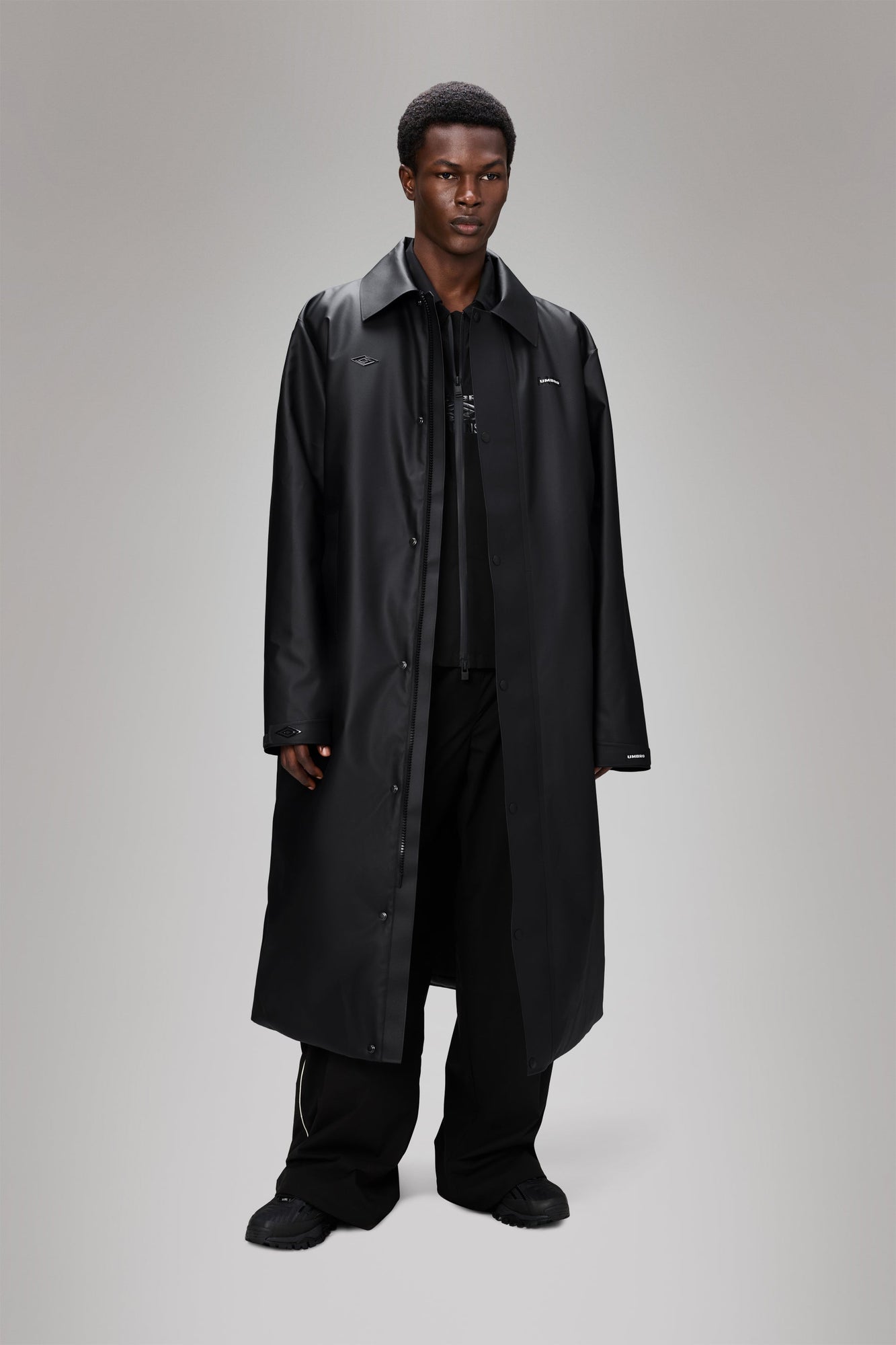Unisex | Rains x Umbro Manager Coat | Black