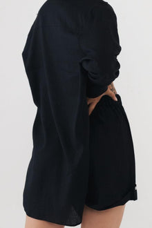 Long Sleeve Button Down Shirt | Black