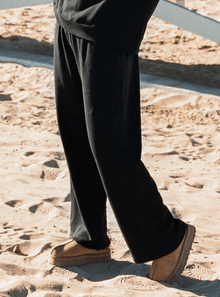 The Wide Leg Sweats | Noir