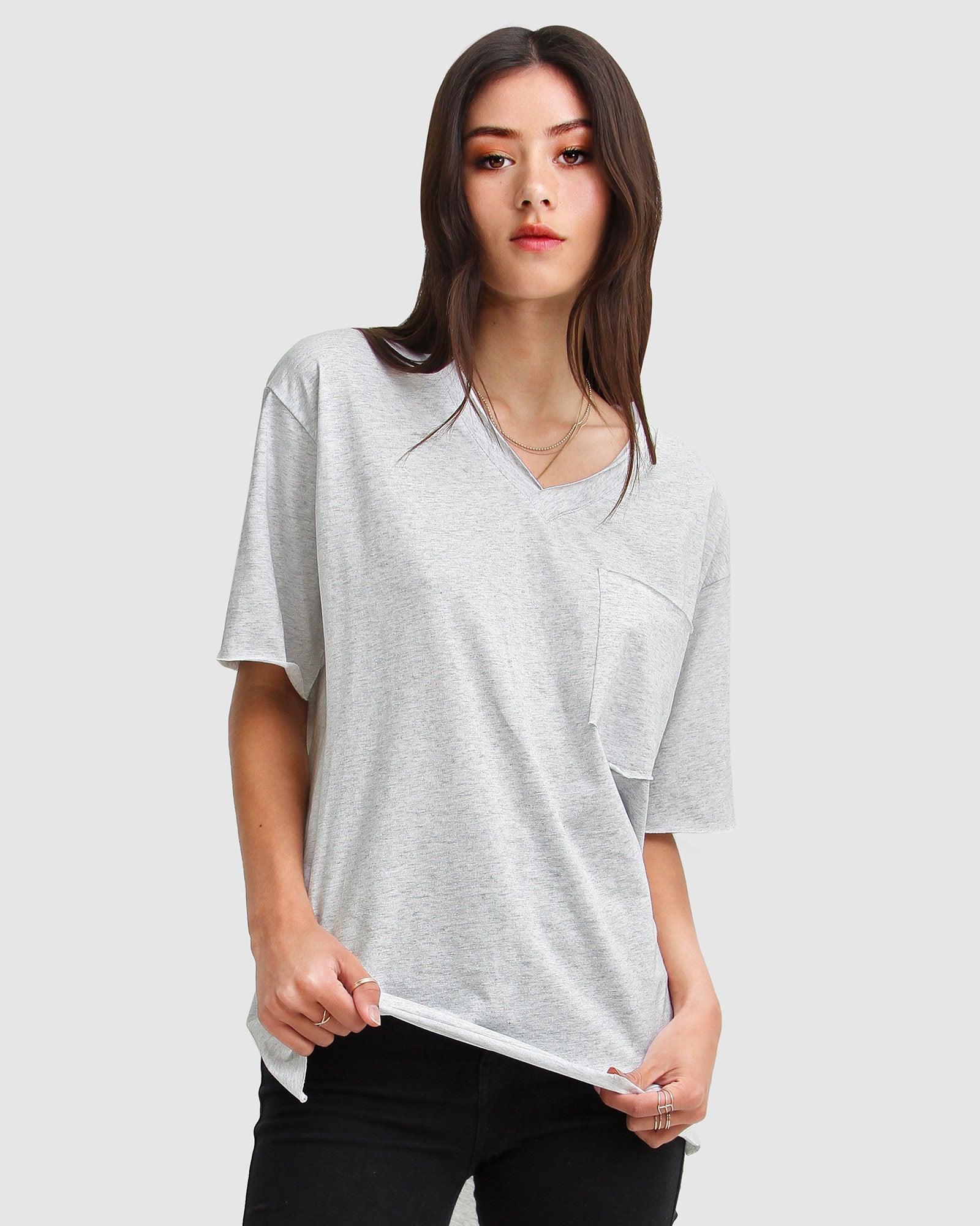 brave-soul-grey-oversized-tee-front-untied_563f4306-d00c-4d32-9b87-b04c4c0c819d.jpg