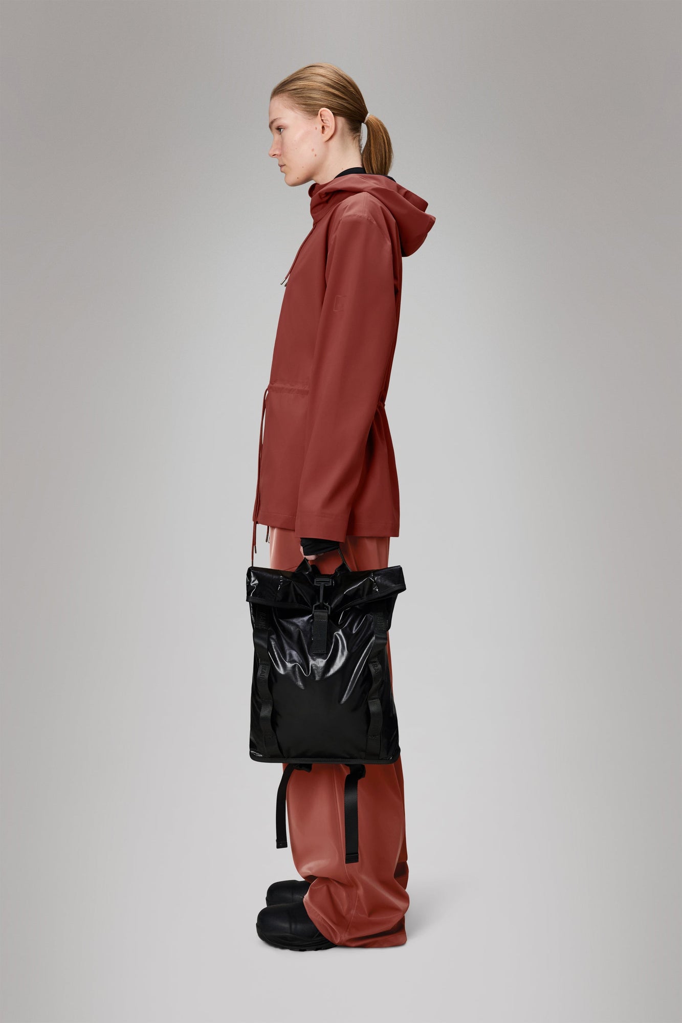 RAINS Sibu Rolltop Rucksack Mini Black 10L H39 x D10 x W27 cm Backpack