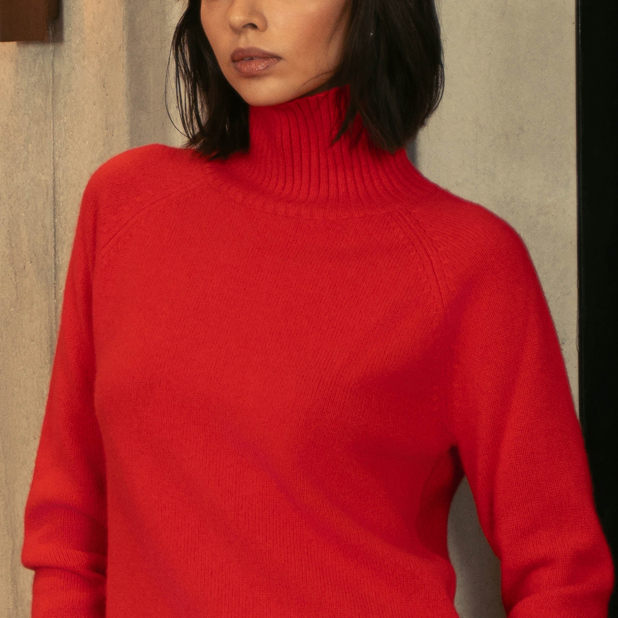 Womens | Emma Cashmere Relaxed Turtleneck Sweater | Chili Oil