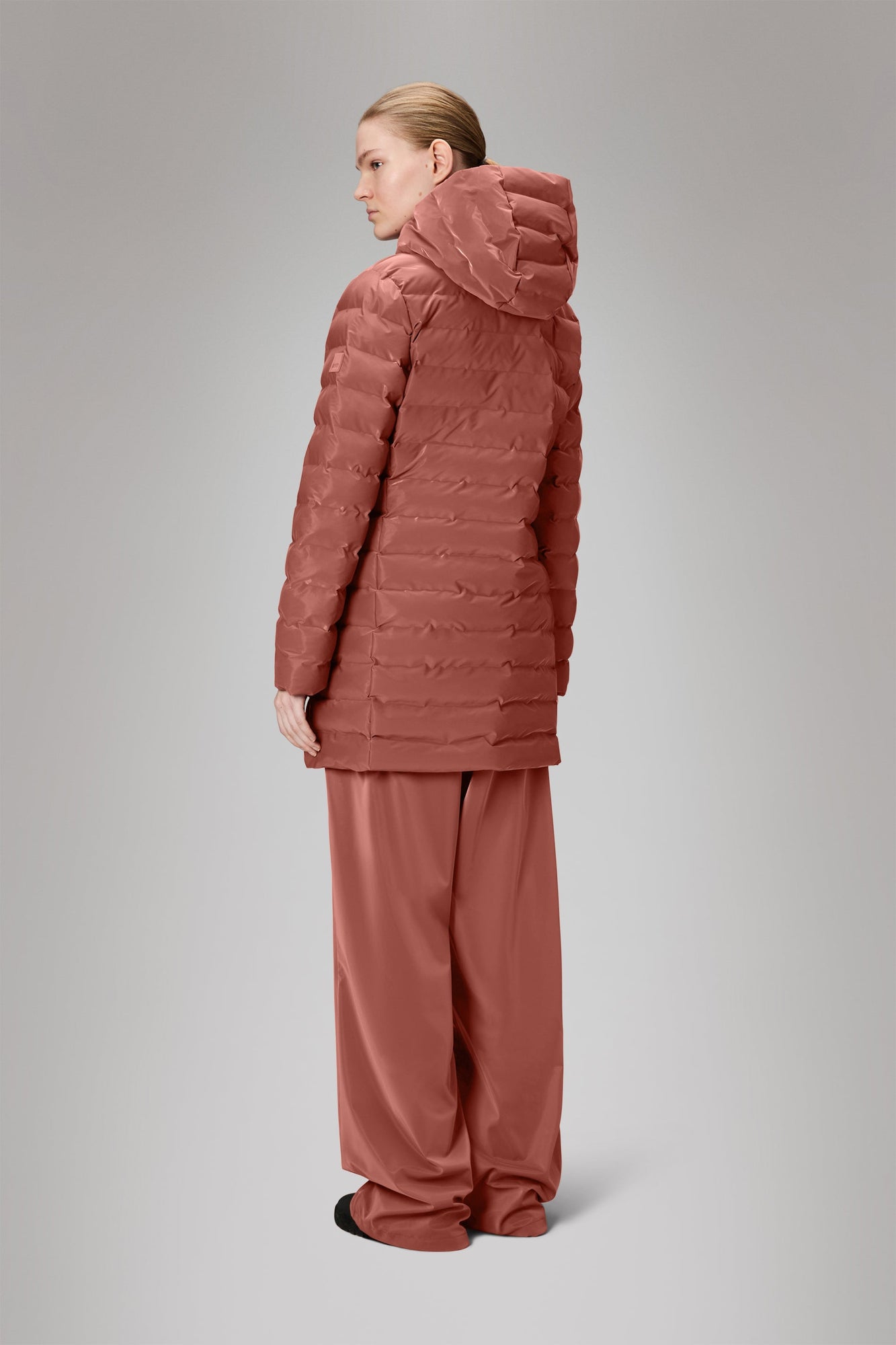 Womens | Lohja Long Puffer Curve Jacket | Honor